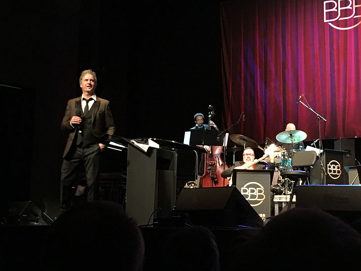 Chris Boettcher und seine Big Band im Deutschen Theater